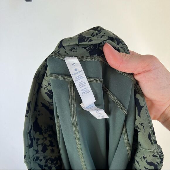 Lululemon In Movement 7/8 Tight Everlux 25" Efflorescent Barracks Green Black 10 - Picture 7 of 11